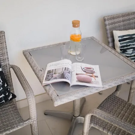 Blue Adria Lejlighed *